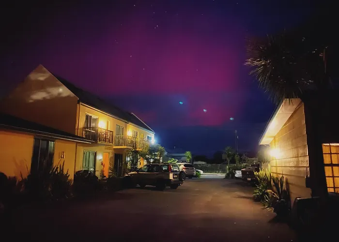 Palmcourt Motel