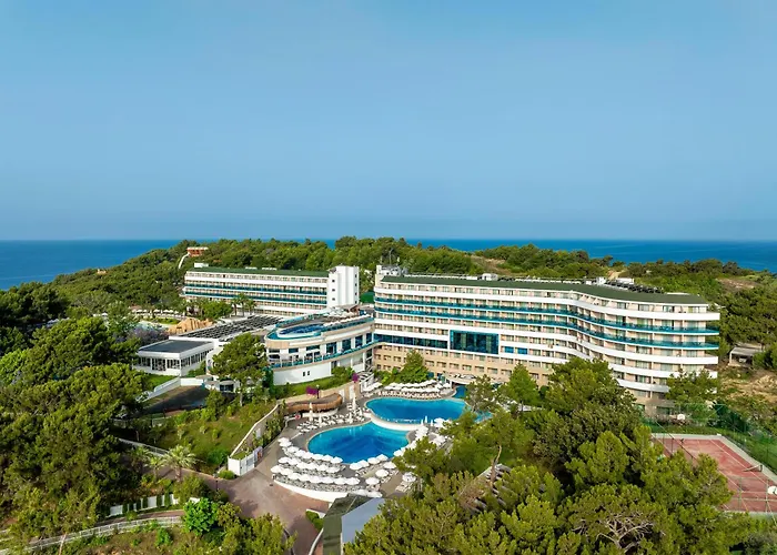 Good Life Utopia Family Resort