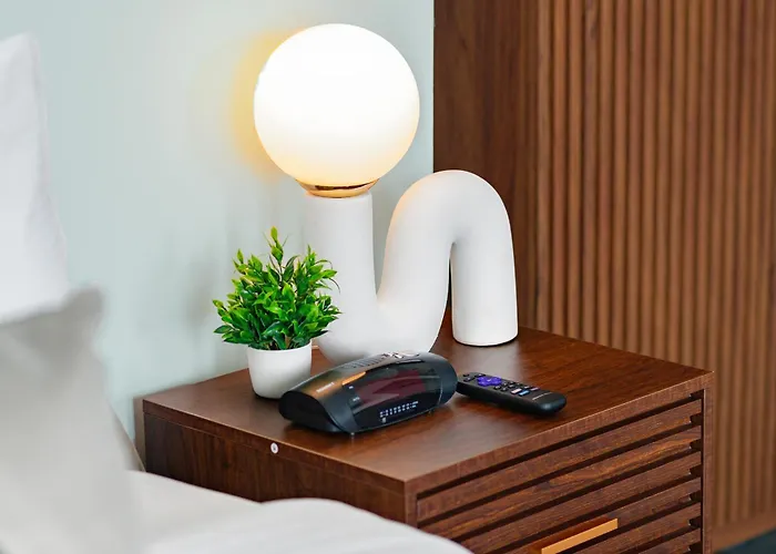 Global Luxury Suites At The Apex Miami