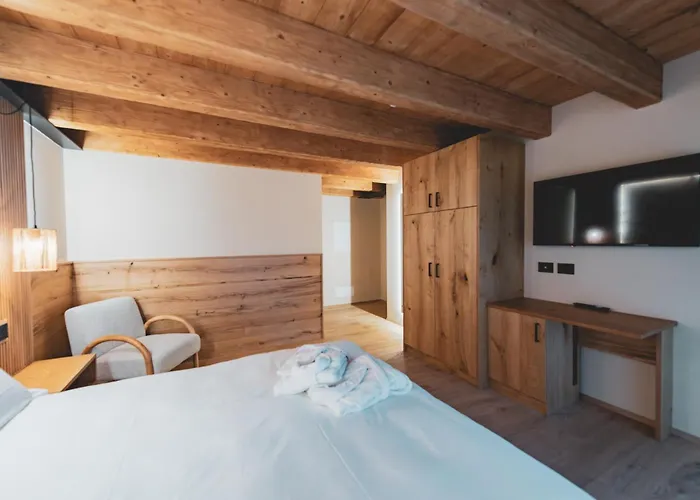 Oberwiesen Rooms, Apartments & Spa