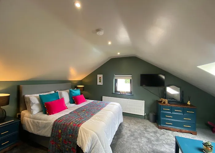 Wee Hoose-Private-Hottub -Romantic Break-Portaferry