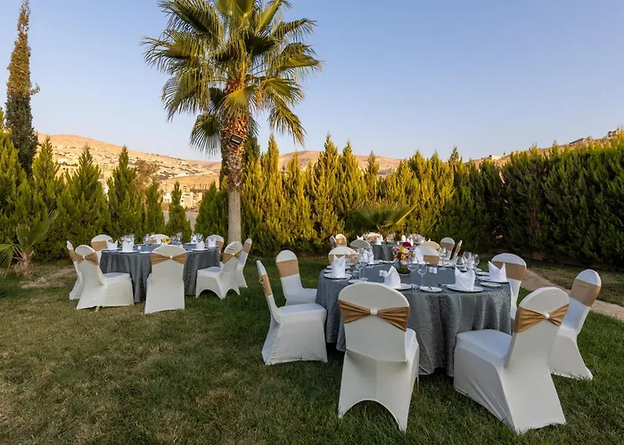 Petra Guest House