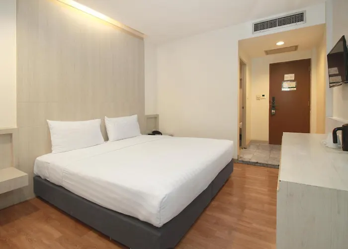 Ten Stars Hotel