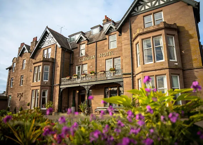 Glenesk Hotel