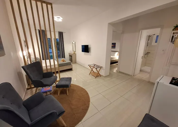 Yianetta Hotel & Suites