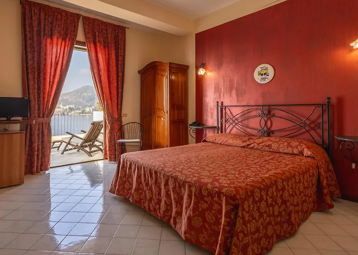 Hotel A Pinnata Città di Lipari