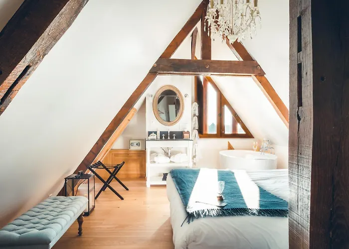 Manoir De Surville Hotel & Spa & Restaurant