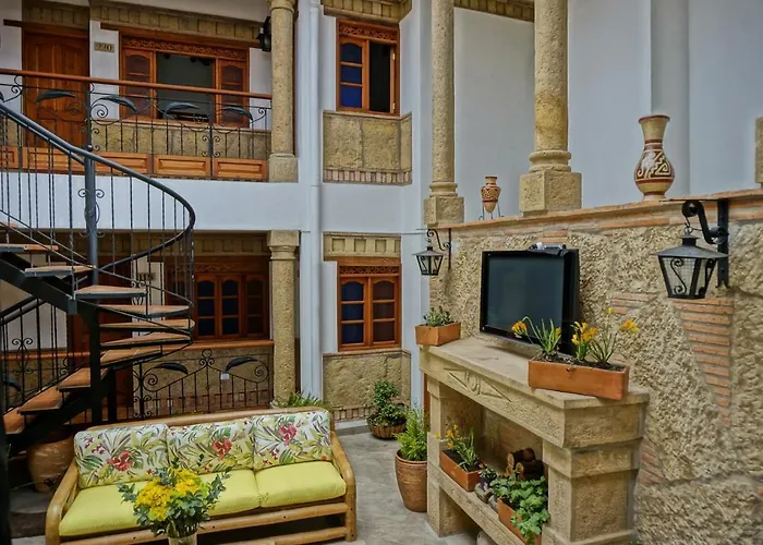 Hotel Campanario Real
