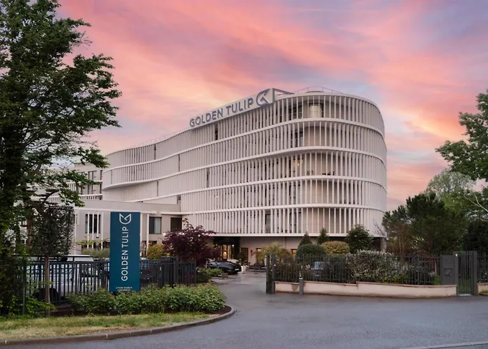 Golden Tulip Lyon Ouest Techlid Hotel & Spa Limonest