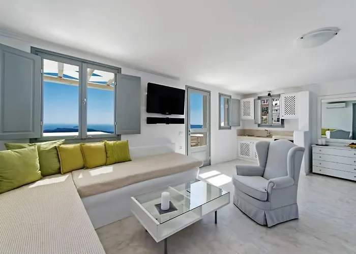 Caldera Cliff Illusion