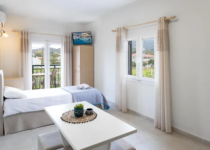 Ippocrates Hotel Apartments & Restaurant
