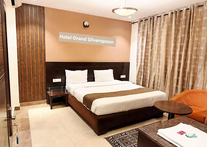 Grand Silverspoon