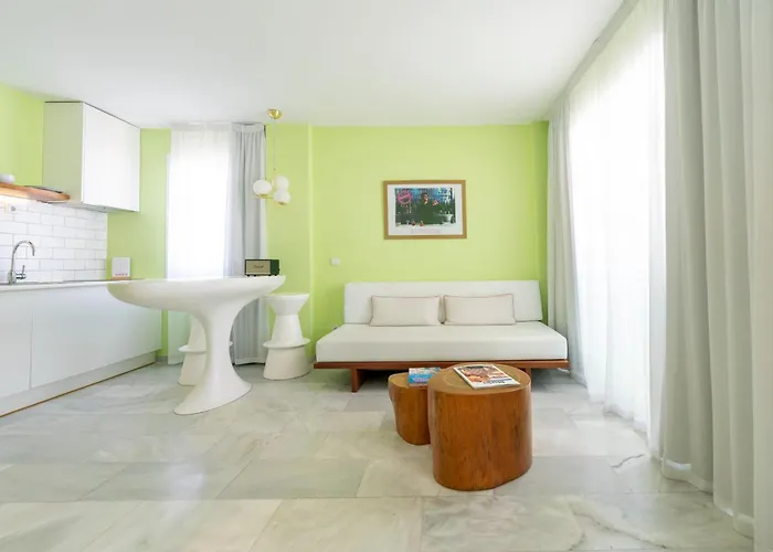 Tropicana Ibiza Suites - Adults Only Platja d'en Bossa