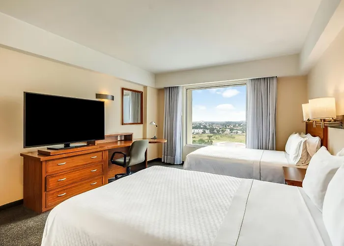 Fiesta Inn Express Puebla Finsa