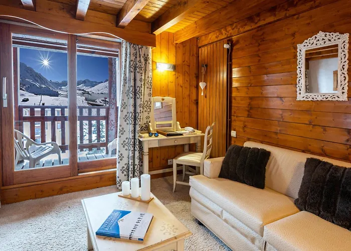 Hotel Les Campanules By Les Etincelles Tignes