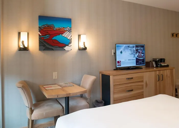 Moose Hotel And Suites Banff