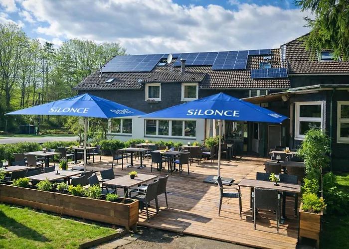 Hotel Silonce Radevormwald Am See -Ruhige Lage Im Gruenen, Parkplatz Und Garten Ideal Fuer Natur Und Wanderfans