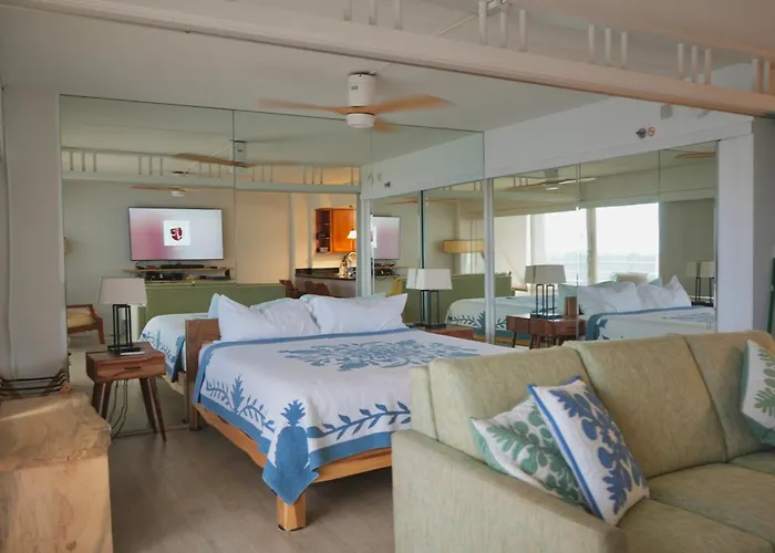 Ilikai Condo With Kitchen And Ocean View