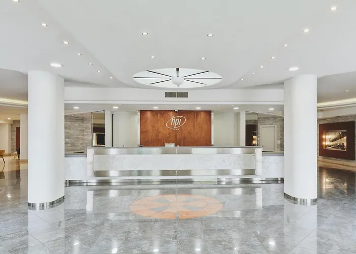 Hotel Planet International