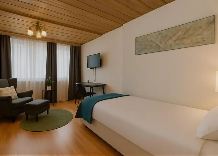 Flair Hotel Vier Jahreszeiten Bad Urach