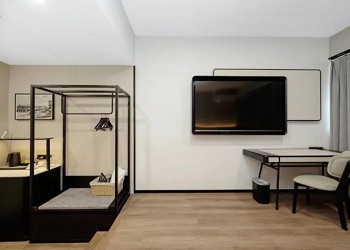 Madison Plaza Townsville
