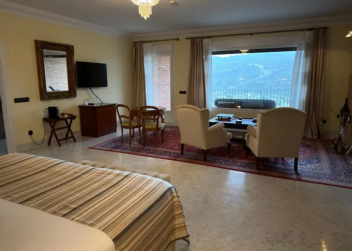 Los Cinco Enebros by Bossh! Hotels Robledo de Chavela
