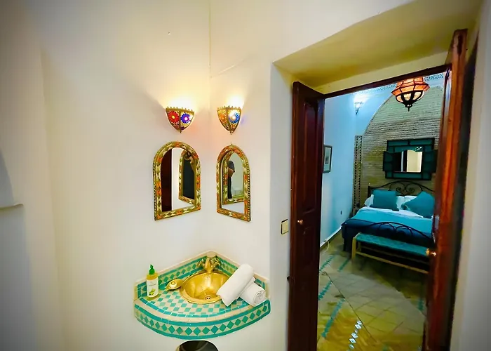 Riad le dromadaire bleu by Weekome