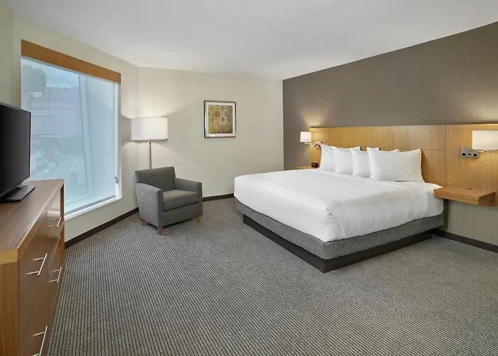 Doubletree By Hilton Edmonton Downtown