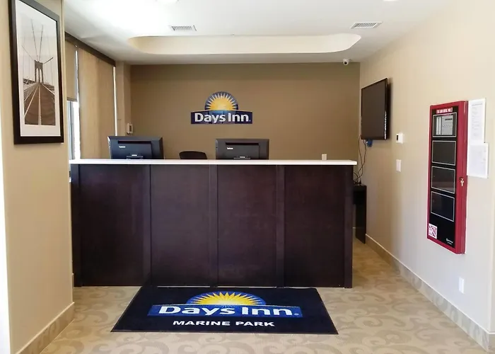 Days Inn By Wyndham Brooklyn Marine Park
