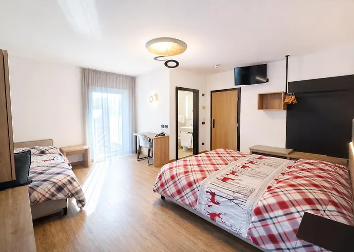 Pier Hotel
