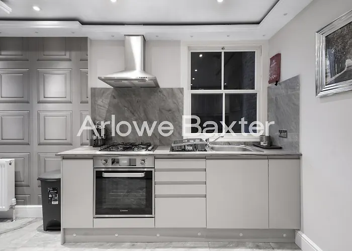 Hackney Suites - En-Suite Rooms & Amenities