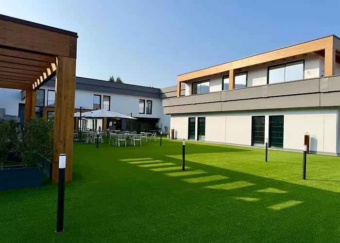 Lake & More Suite Hotel Paratico