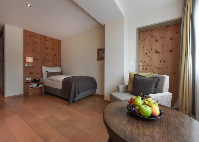 Hotel Adula