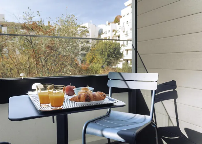 Novotel Paris Suresnes Longchamp