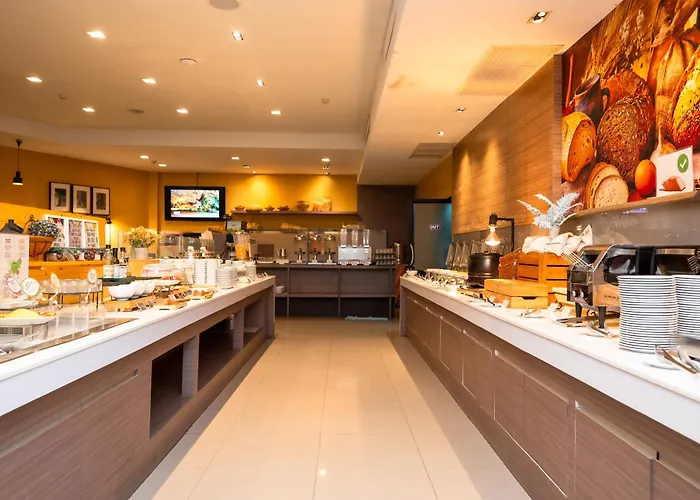Centara Life Beach Resort Hua Hin