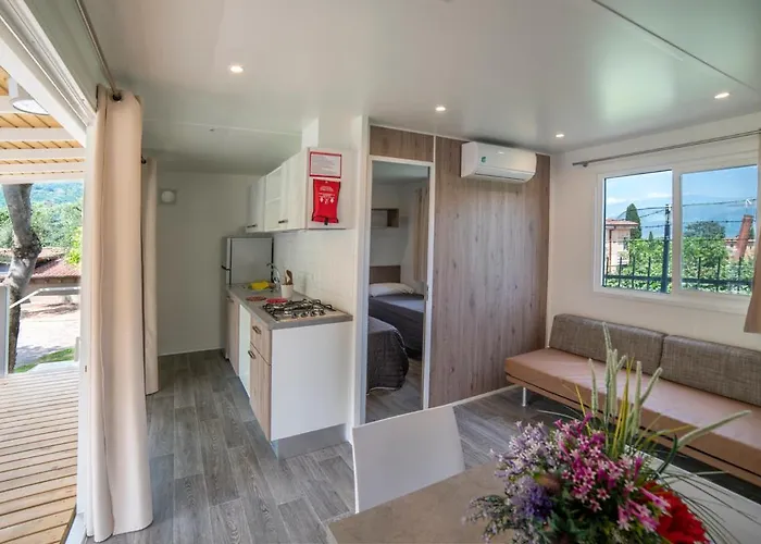 Villaggio Turistico Internazionale Camping Eden San Felice del Benaco