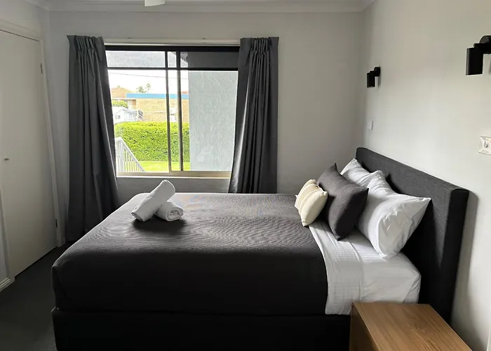 Merimbula Lake Apartments