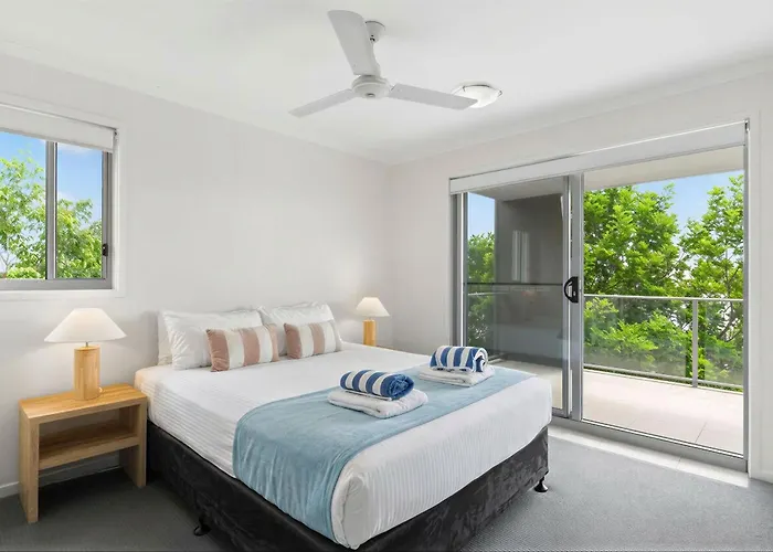 Direct Collective - Breeze On Brightwater Aparthotel Mooloolaba