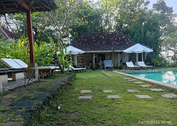 Blue Garden Yogyakarta