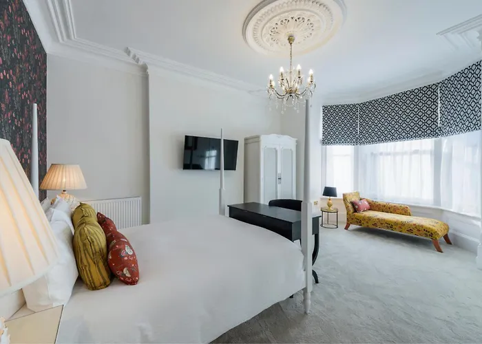 Clarence Boutique Rooms