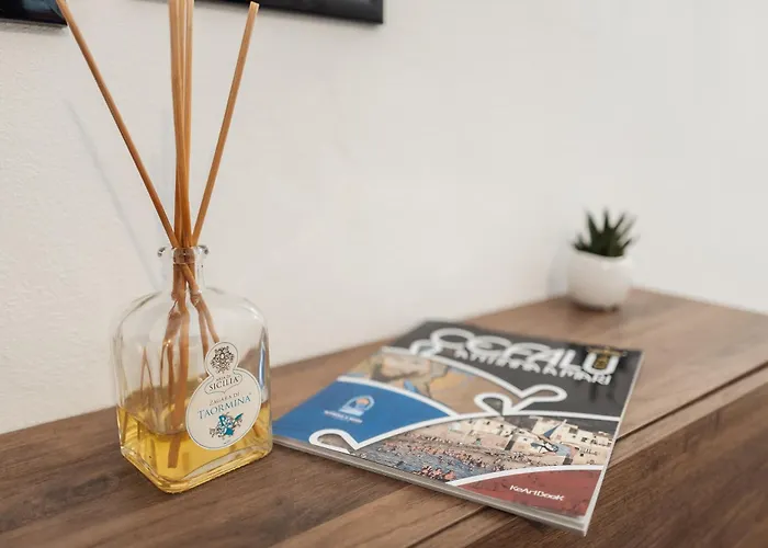 Casanova Rooms And Apartment To Rent Cefalù