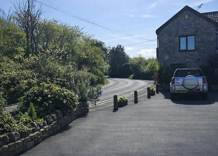 Miltons Country Lodge