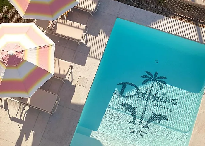 Dolphins Motel