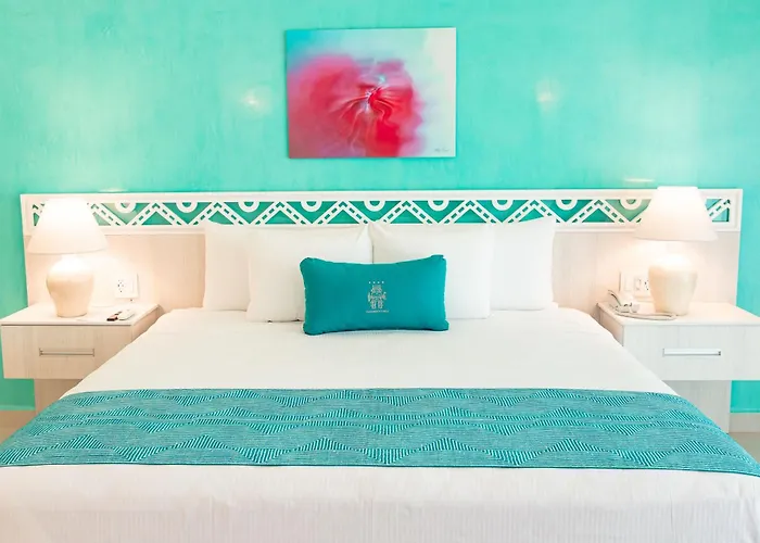 Hotel Tamarindo Diria Beach Resort
