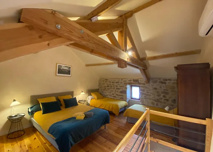 Les Caselles, Gîte et Chambre d'hôtes Saint-Beauzely