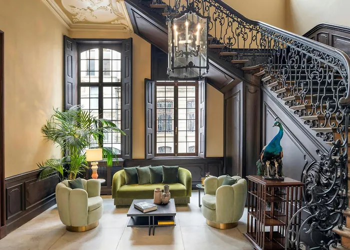 Sapphire House Antwerp, Autograph Collection
