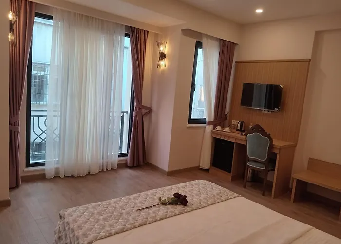 Vera Life Hotel