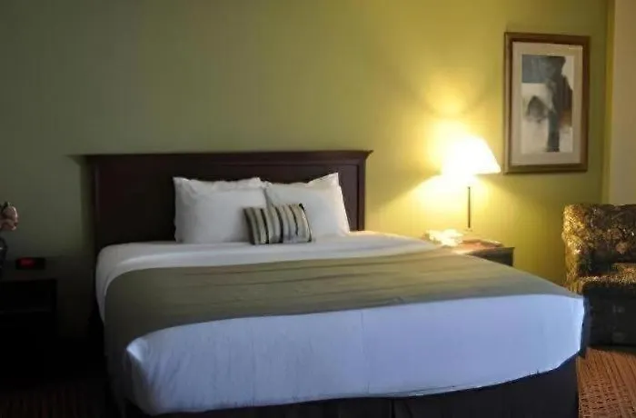 Garden Plaza Hotel
