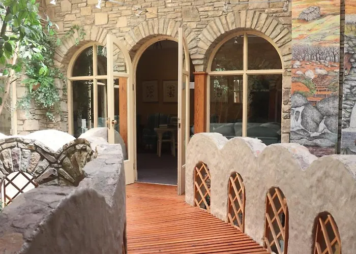 White Sands Hotel