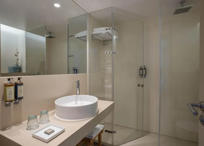 Memmo Baleeira - Design Hotels Sagres